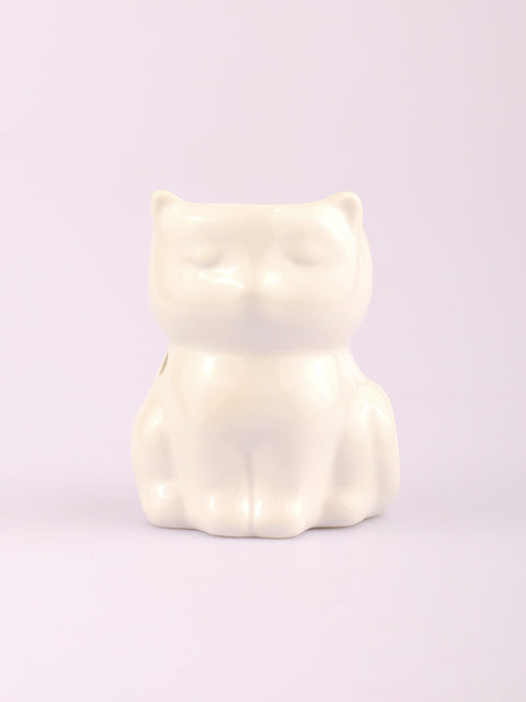 Shiny White Cat Oil Burner